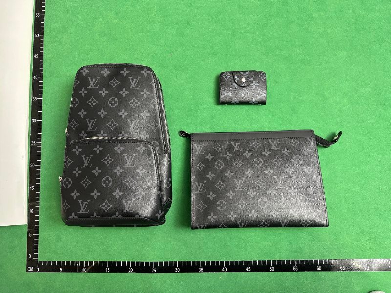 V Dior bag set ( 22 + styles)