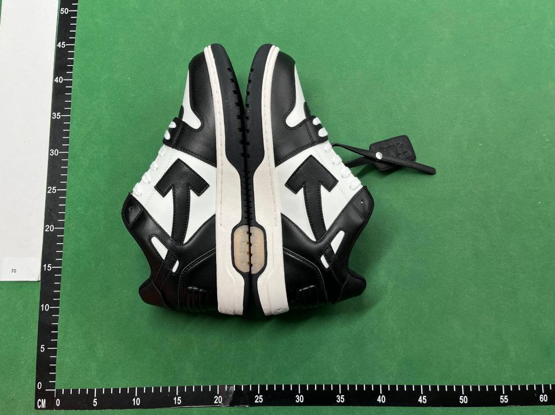 OFF-WHITE Out Of Office（17 STYLE TOP）