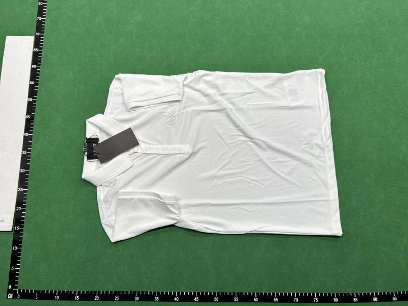 Gucci polo shirt  (40 CP)