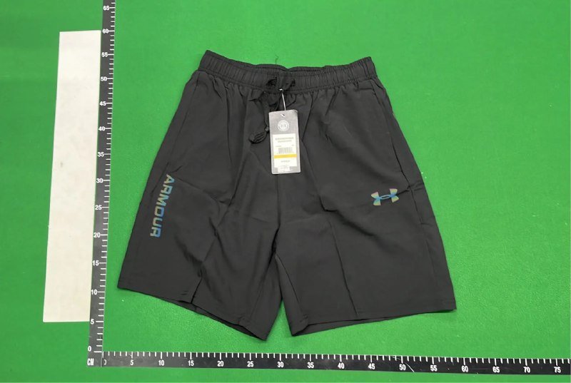  Under Armour T-shirt