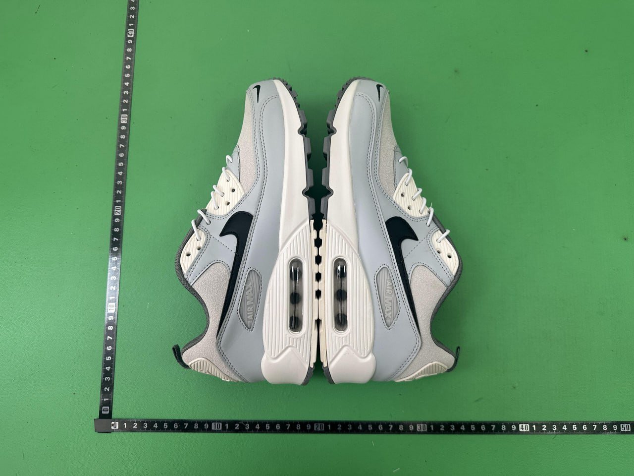 Nike Air Max 90