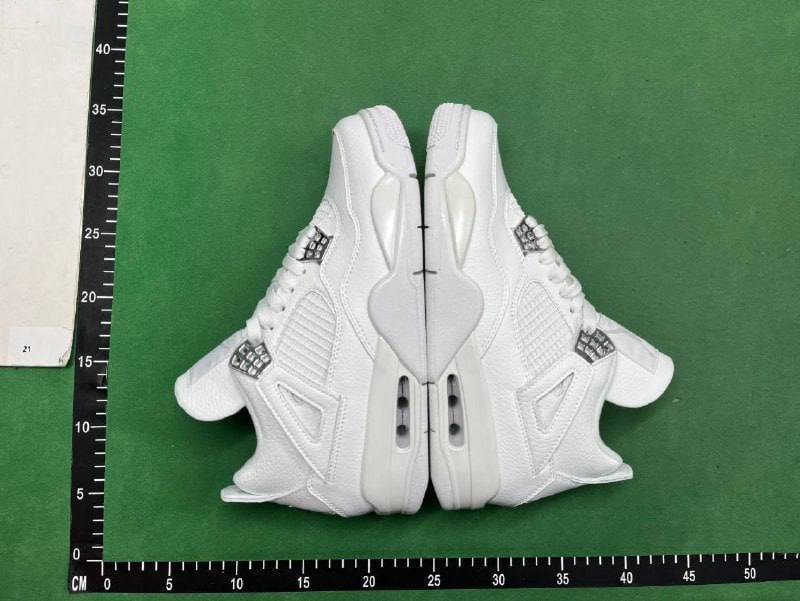  Air Jordan AJ4