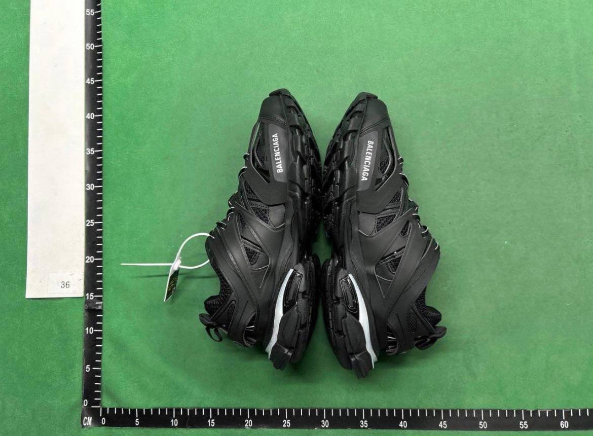  Balenciaga track led