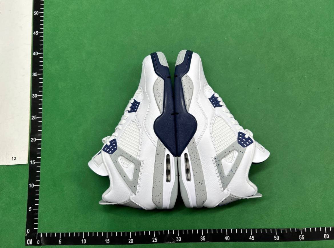   JORDAN 4  (good quality)