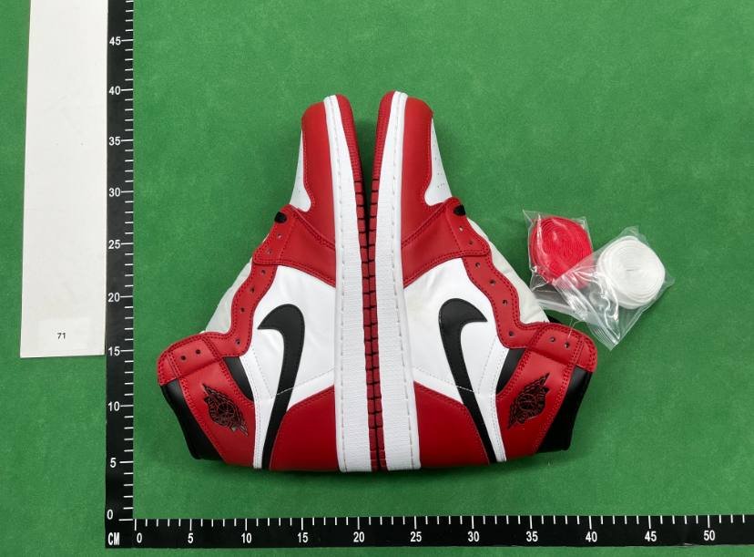 Nike Jordan 1