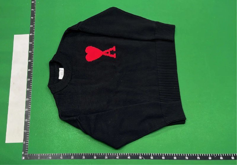 AMI Sweaters（40+ Styles）