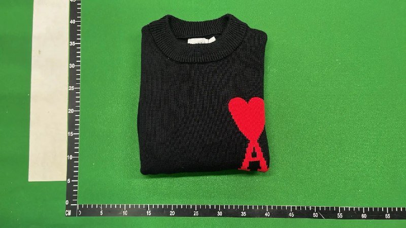 AMI Sweaters（40+ Styles）