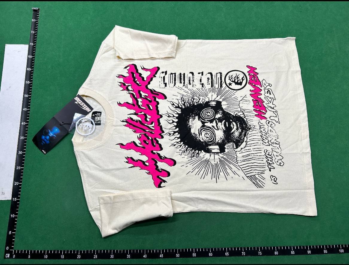  HELLSTARS  T-shirt
