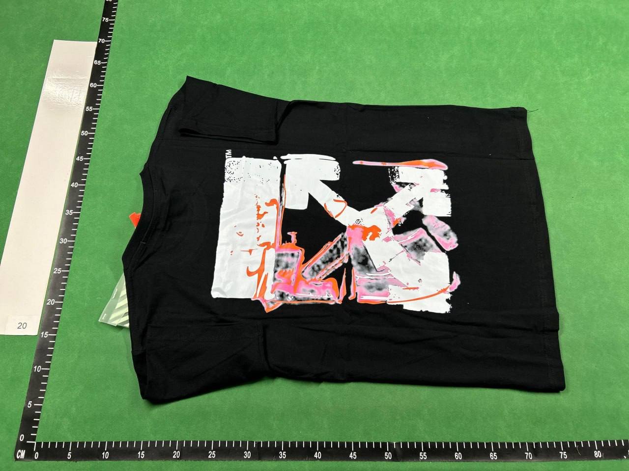 OFF W T-shirt