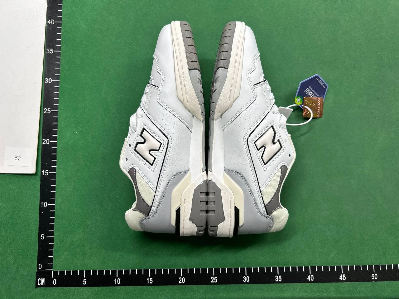  New balance 550 shoes  !