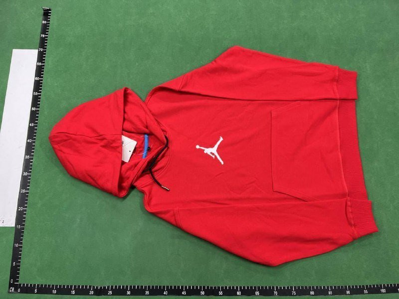  Jordan hoodie  (40 CP)
