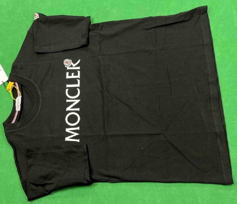 stone island T-shirt