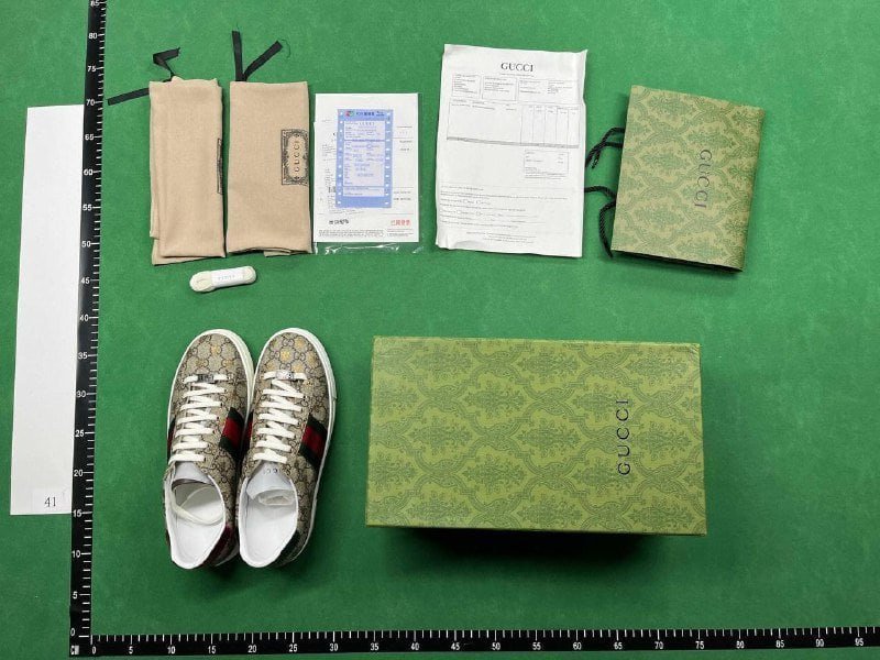 Gucci shoes