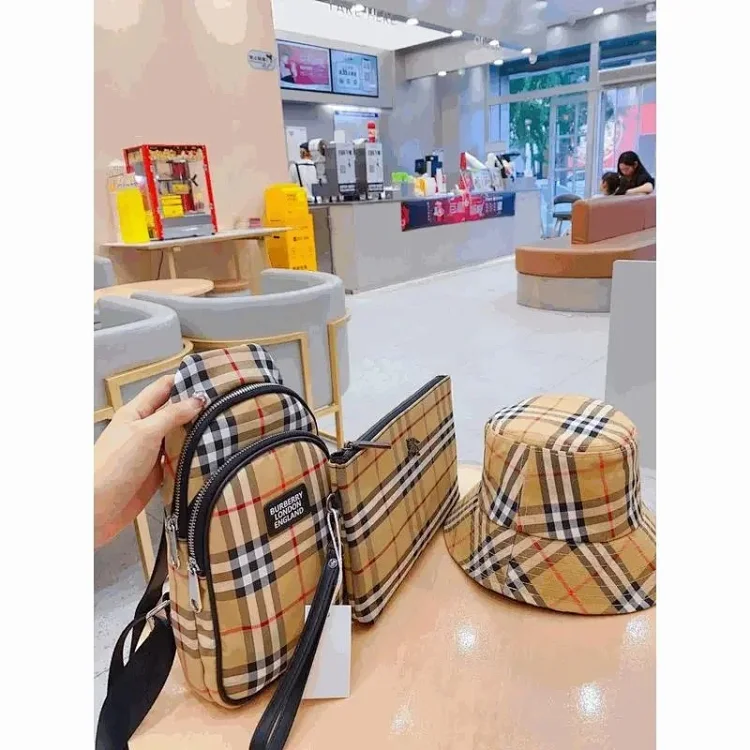 :Lv Three-piece