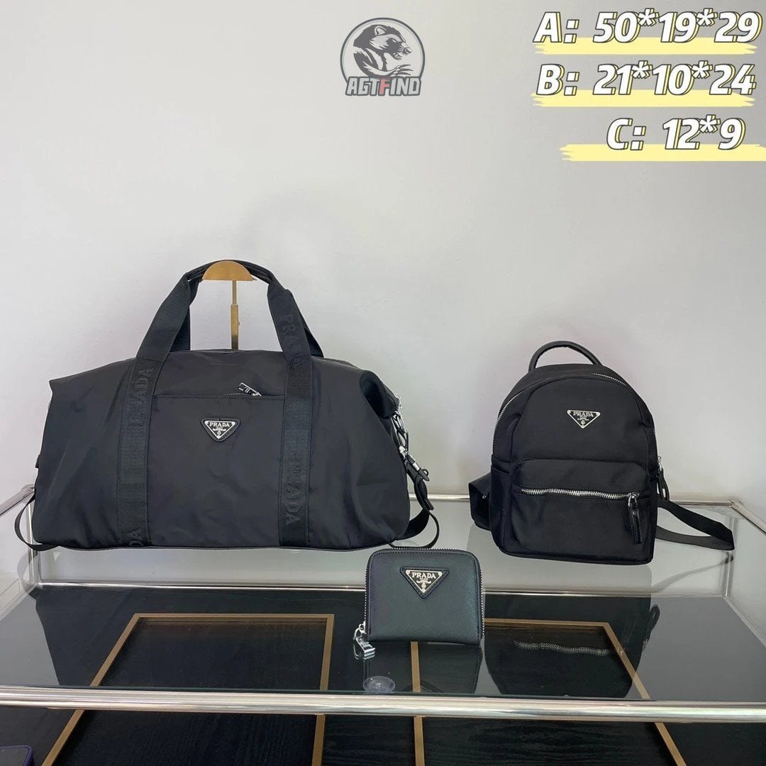 :Lv Three-piece