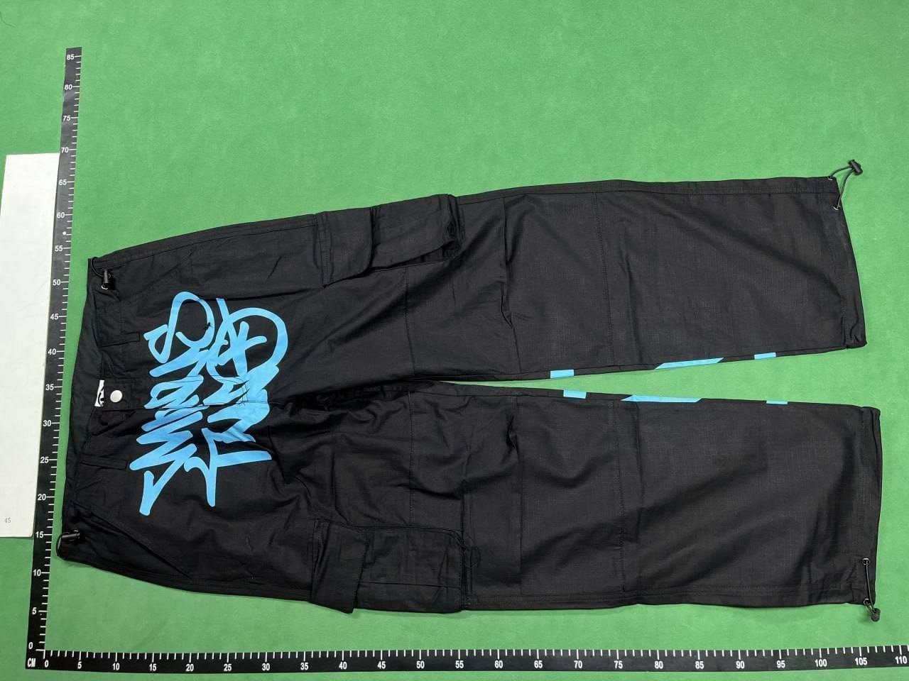 Minus  two  pants  (38  CP)