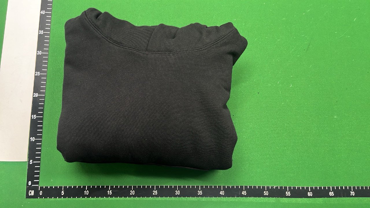 Unisex Solid Color Hoodie - Warm and Comfortable Sweatshirt 