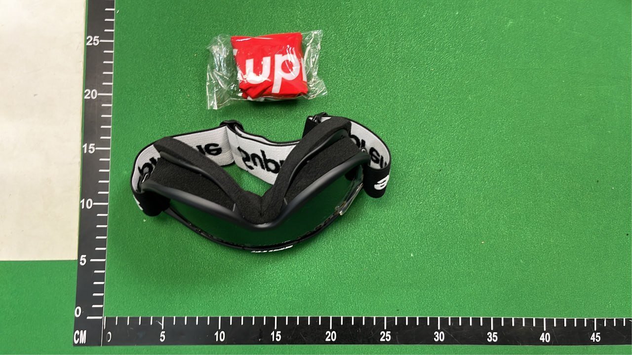 :Supreme Ski Goggles