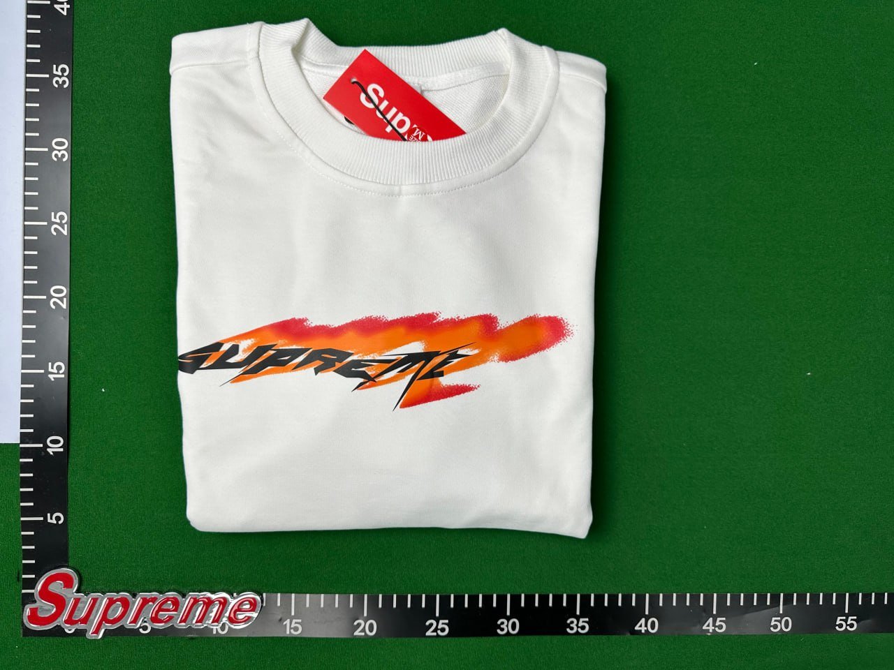  Supreme Longsleeve