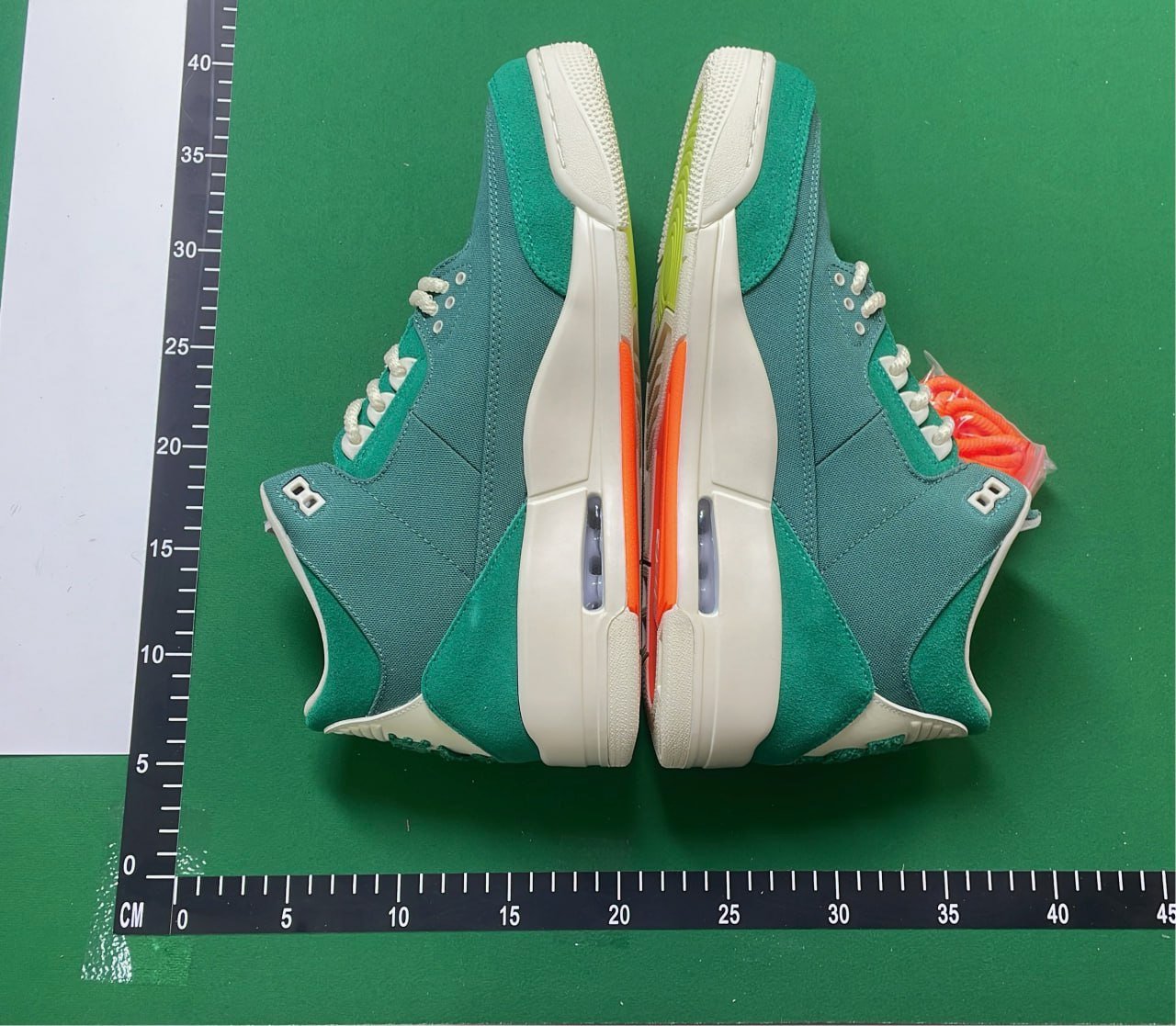 Nike Air Jordan 3 Retro