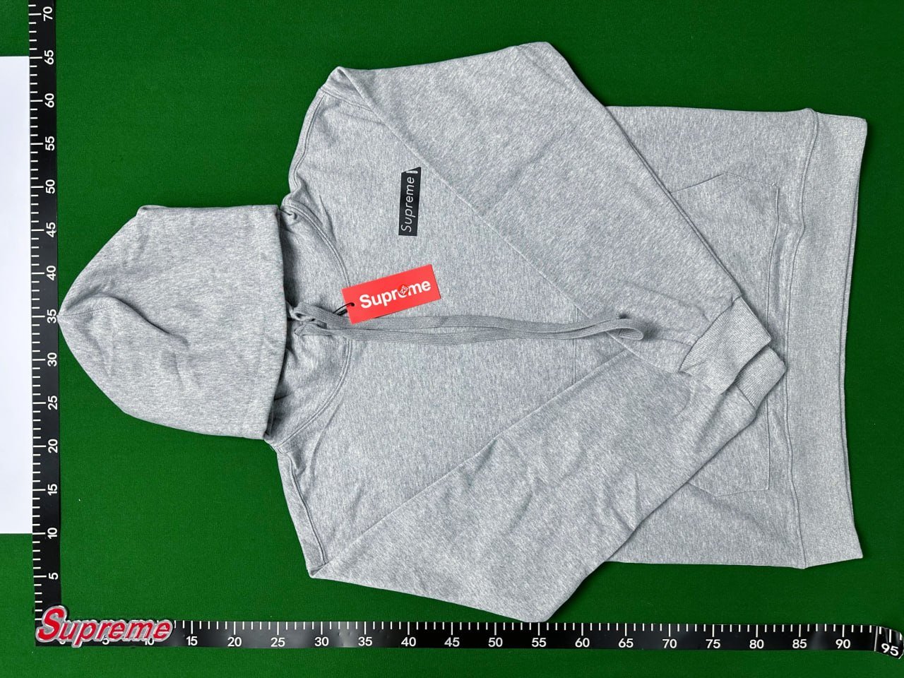 Supreme Hoodie